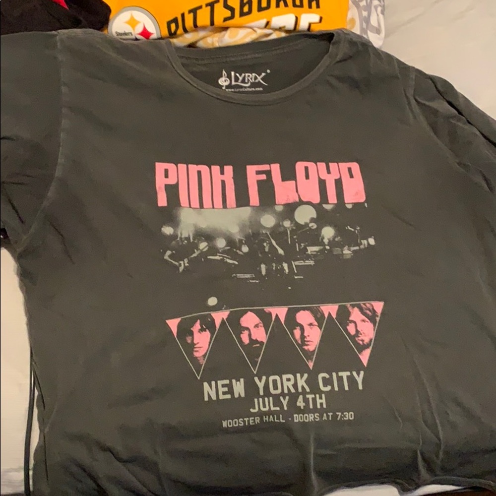 Pink Floyd band tee